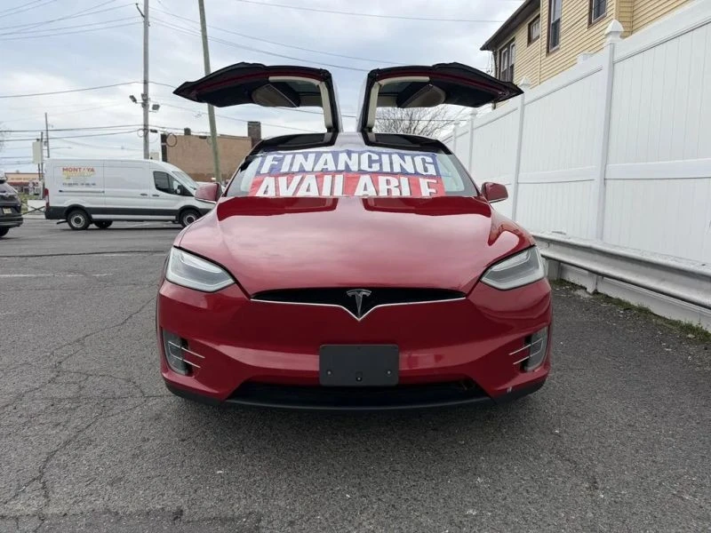 2017 Tesla Model X - Image 2 of 12
