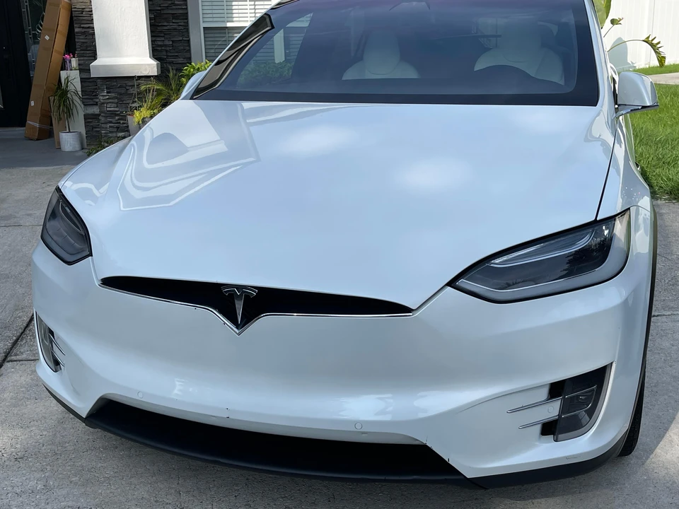2017 Tesla Model X - Image 8 of 31