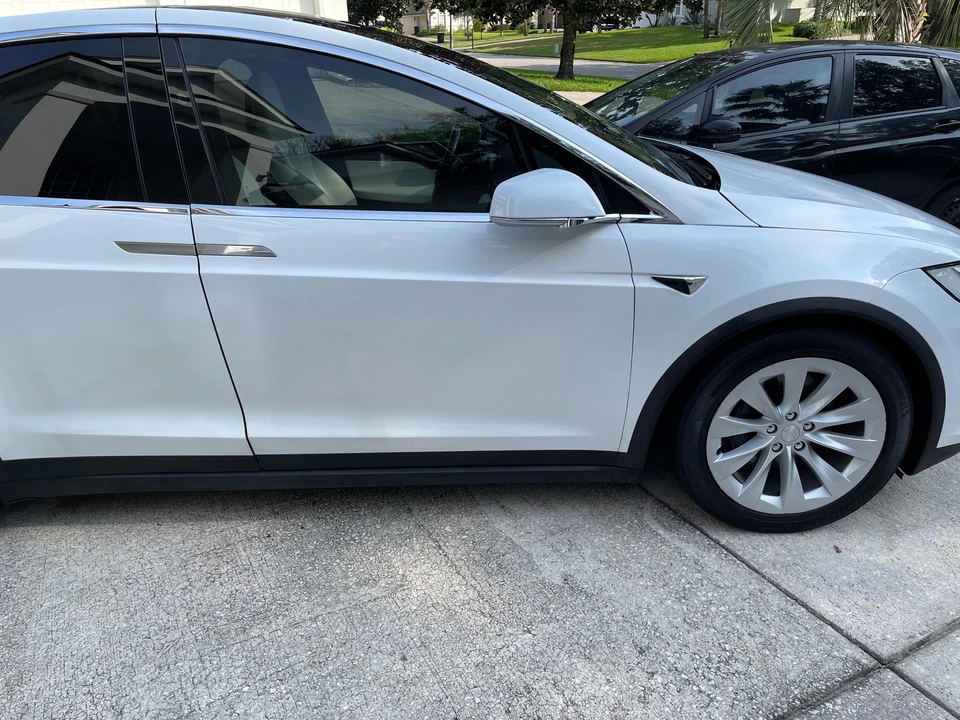 2017 Tesla Model X - Image 31 of 31