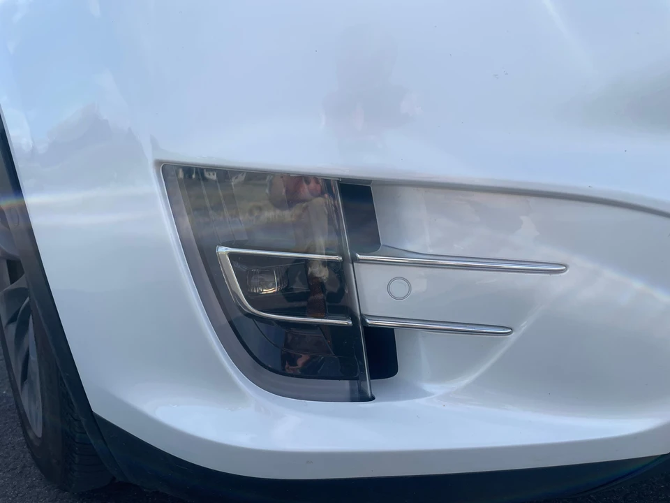 2017 Tesla Model X - Image 18 of 31