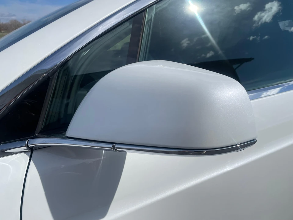 2017 Tesla Model X - Image 24 of 31