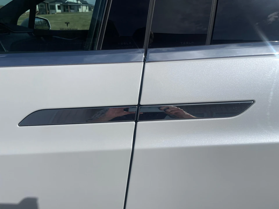 2017 Tesla Model X - Image 26 of 31