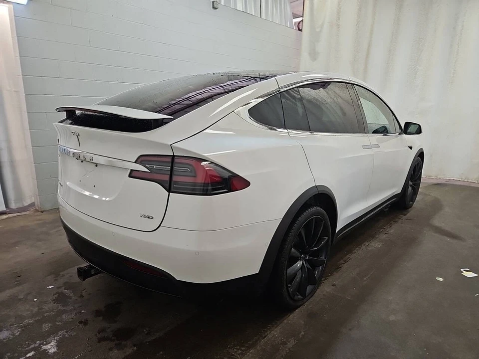 2017 Tesla Model X - Image 3 of 10