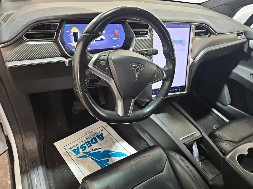 2017 Tesla Model X - Image 6 of 10