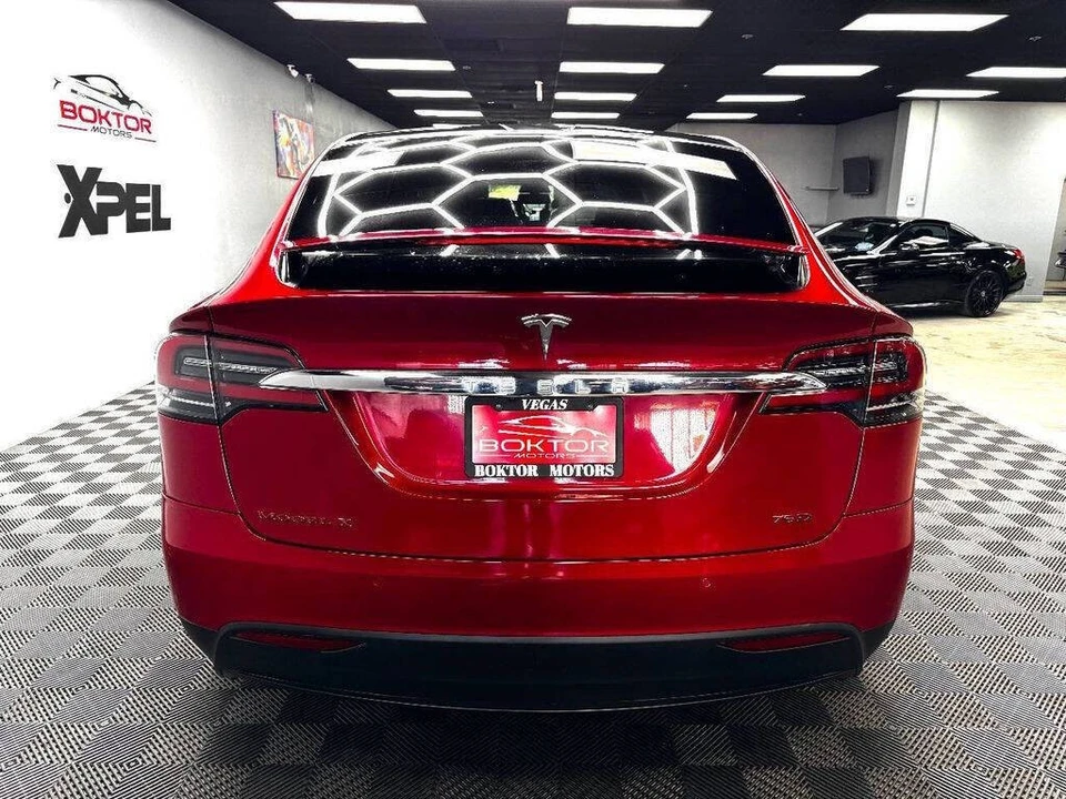 2017 Tesla Model X - Image 12 of 31