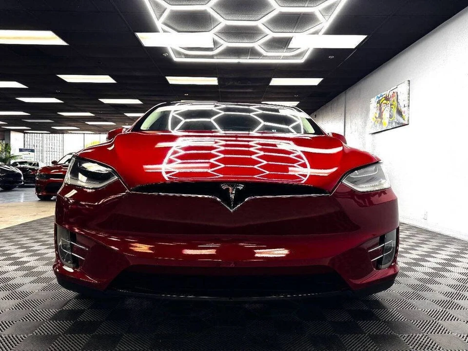 2017 Tesla Model X - Image 3 of 31