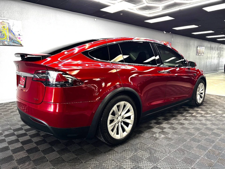 2017 Tesla Model X - Image 13 of 21