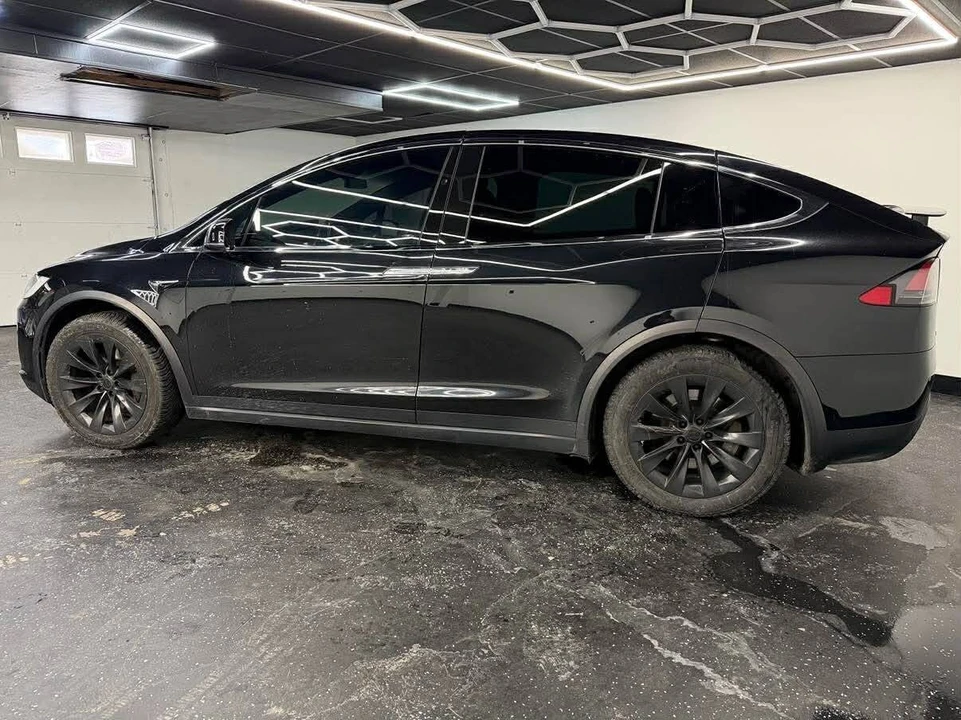 2017 Tesla Model X - Image 3 of 12