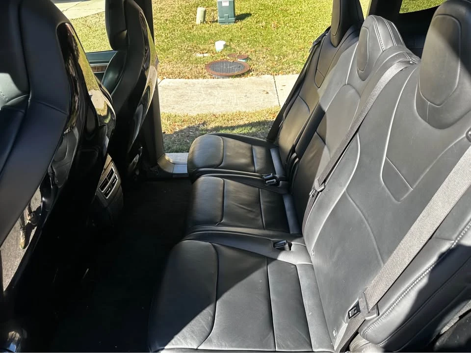 2017 Tesla Model X - Image 7 of 8