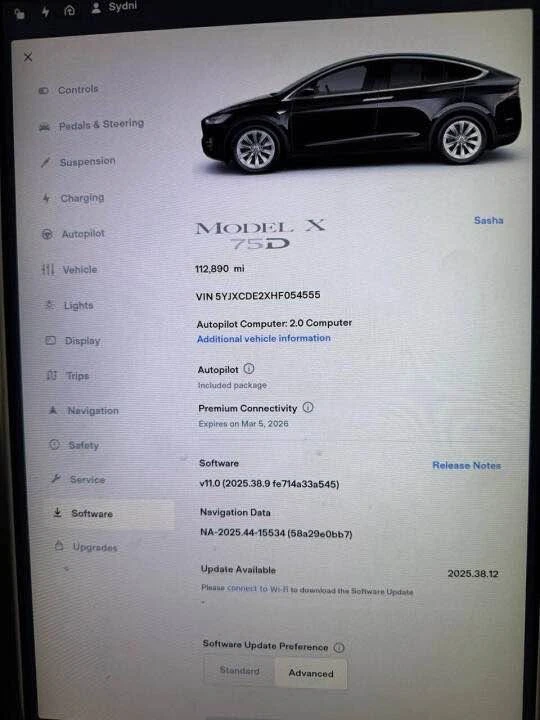 2017 Tesla Model X - Image 9 of 12