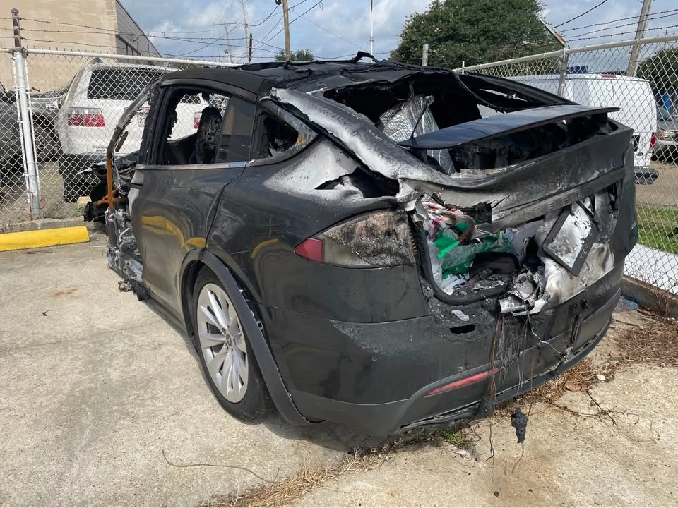 2017 Tesla Model X - Image 3 of 4
