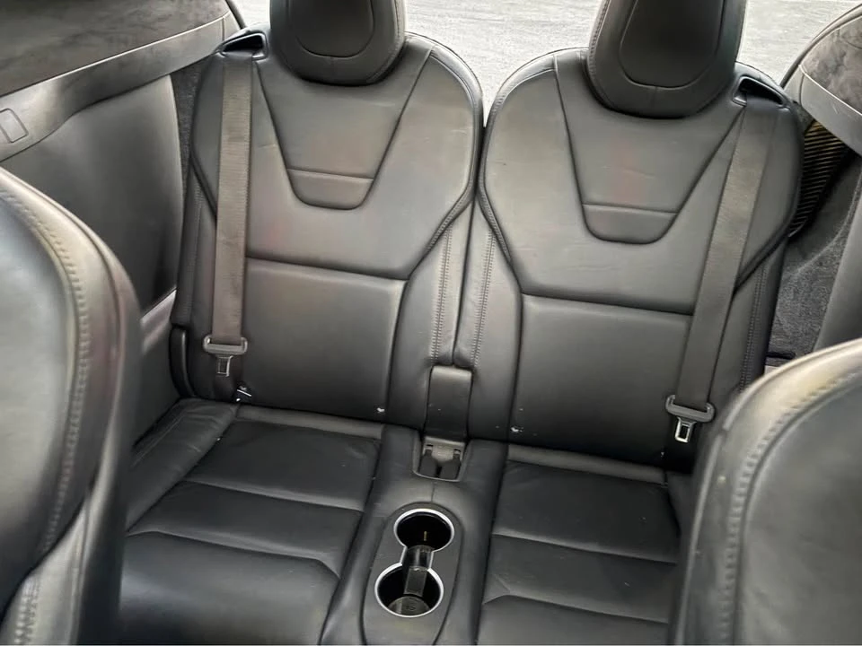 2017 Tesla Model X - Image 15 of 19