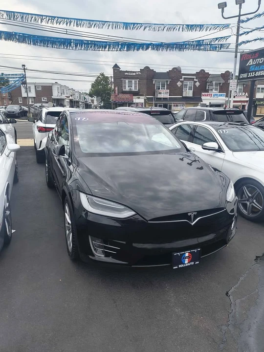 2017 Tesla Model X - Image 2 of 2