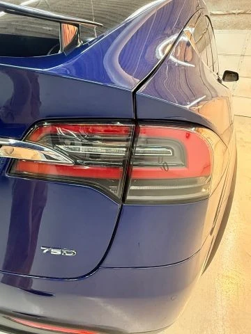 2017 Tesla Model X - Image 21 of 21