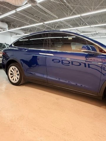 2017 Tesla Model X - Image 13 of 21