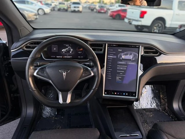 2017 Tesla Model X - Image 20 of 21
