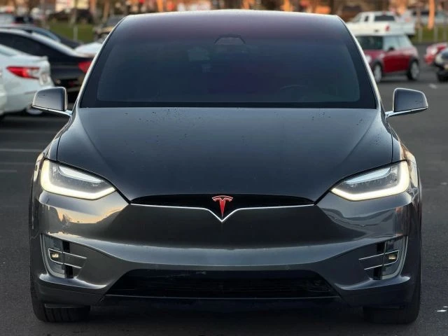 2017 Tesla Model X - Image 5 of 12