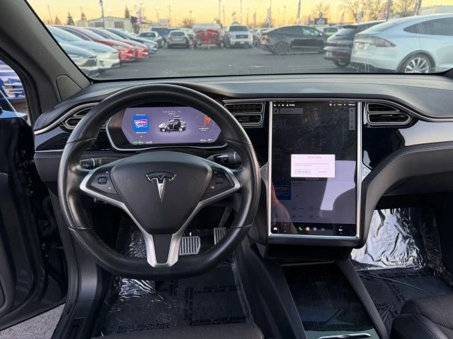2017 Tesla Model X - Image 21 of 21