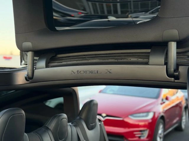 2017 Tesla Model X - Image 17 of 21