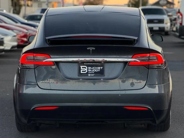 2017 Tesla Model X - Image 8 of 12