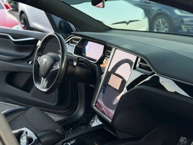 2017 Tesla Model X - Image 20 of 21