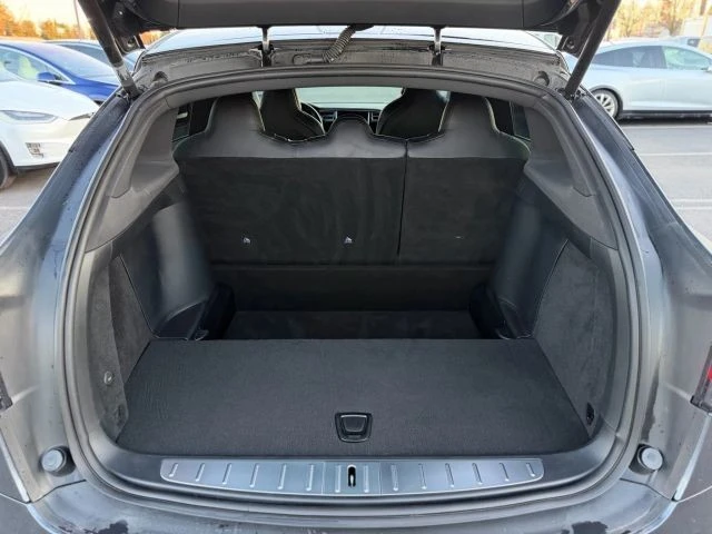 2017 Tesla Model X - Image 14 of 21