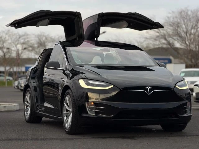 2017 Tesla Model X - Image 12 of 12