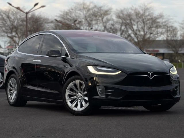 2017 Tesla Model X - Image 3 of 12