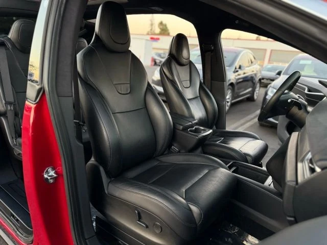 2017 Tesla Model X - Image 14 of 21