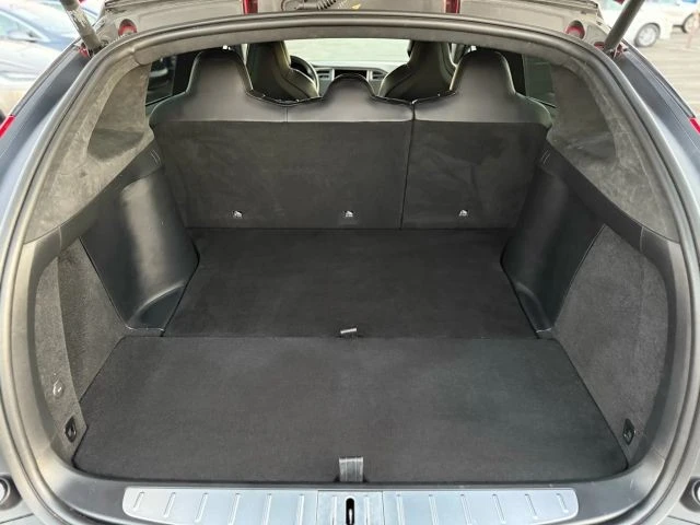 2017 Tesla Model X - Image 13 of 21
