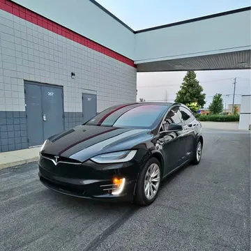 2017 Tesla Model X 75D Sport Utility 4D