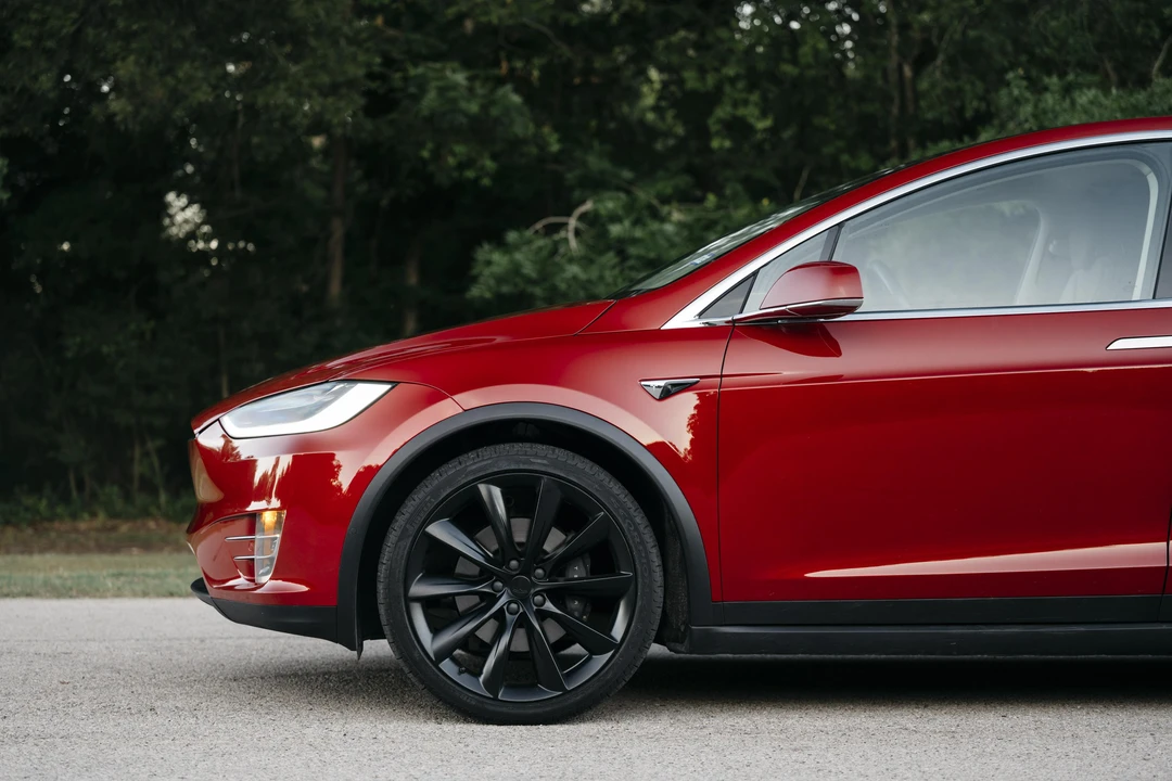 2017 Tesla Model X - Image 30 of 31