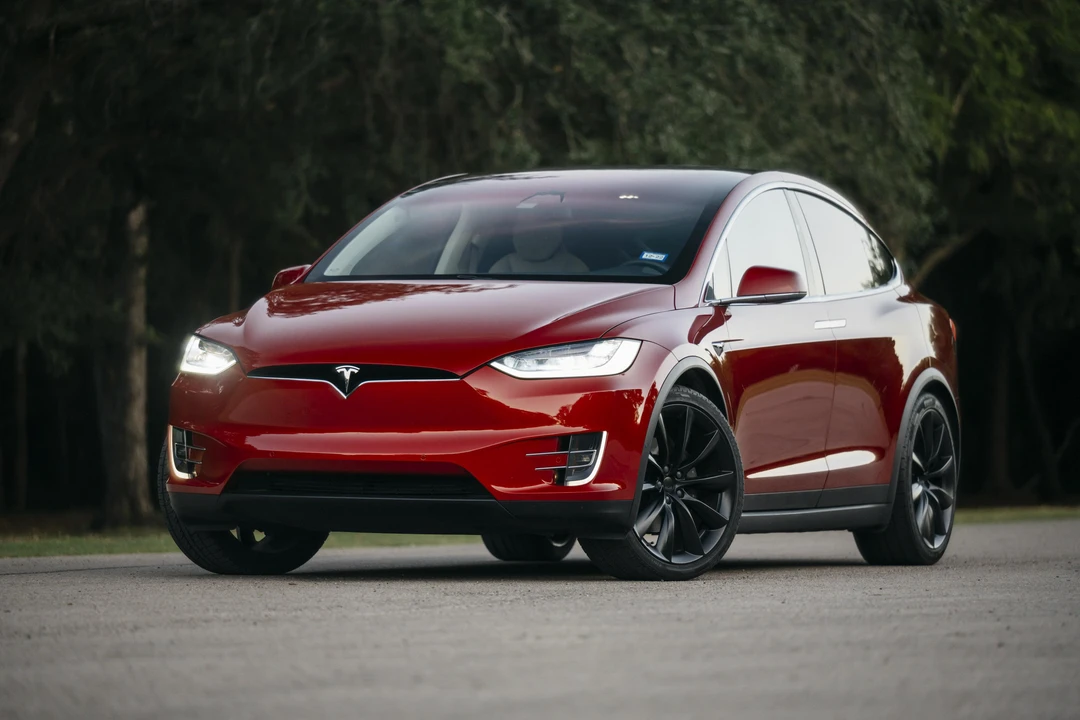 2017 Tesla Model X - Image 6 of 31