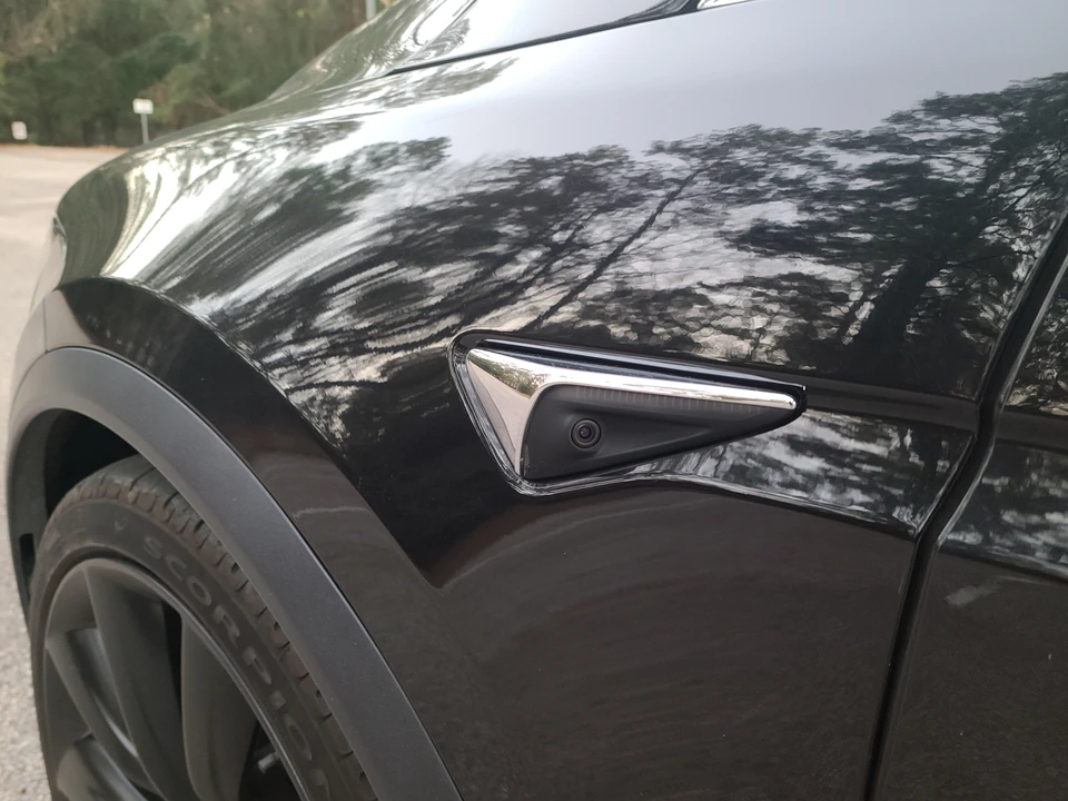 2017 Tesla Model X - Image 30 of 31
