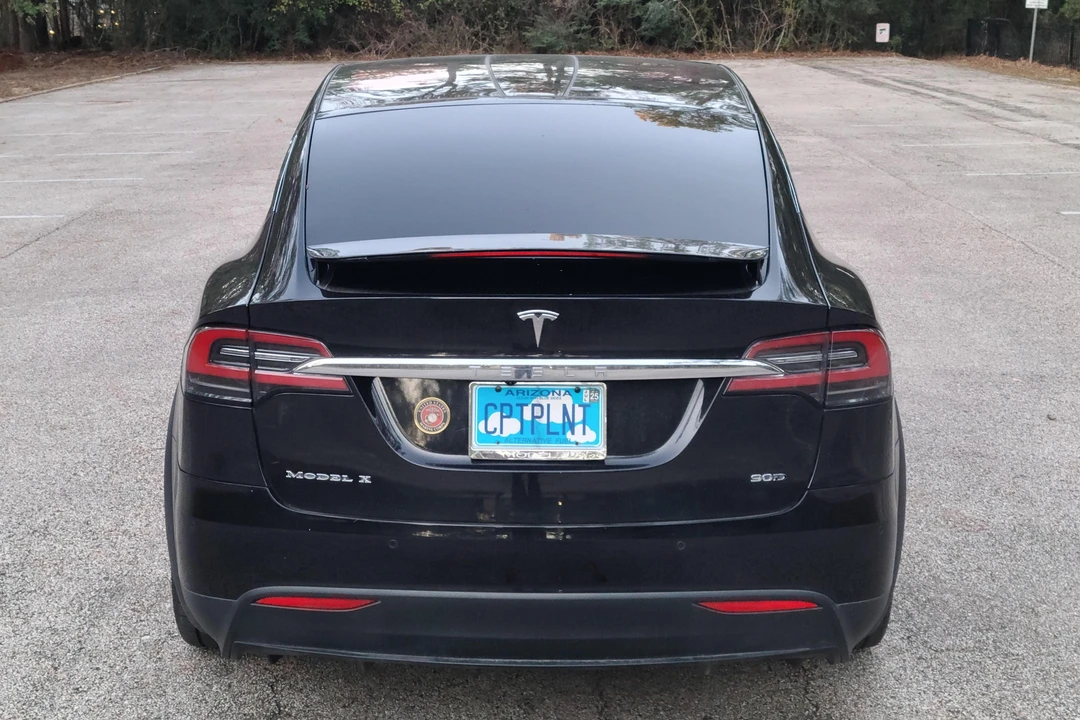 2017 Tesla Model X - Image 5 of 31