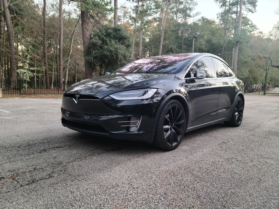 2017 Tesla Model X - Image 6 of 31