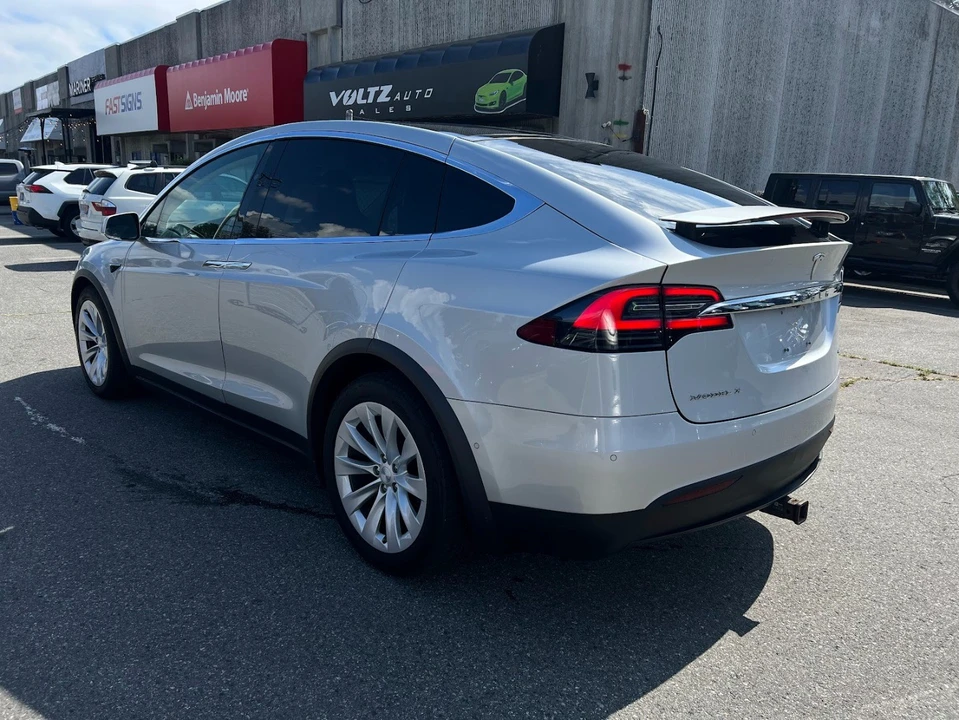 2017 Tesla Model X - Image 3 of 13