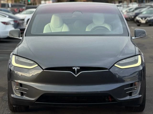 2017 Tesla Model X - Image 5 of 12