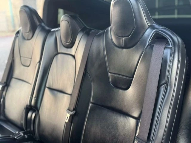 2017 Tesla Model X - Image 12 of 21
