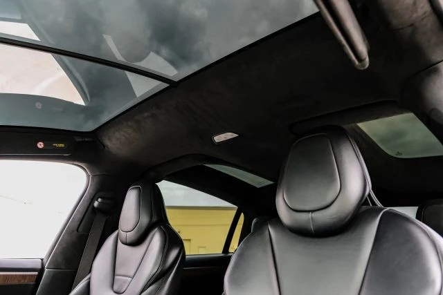 2017 Tesla Model X - Image 5 of 21
