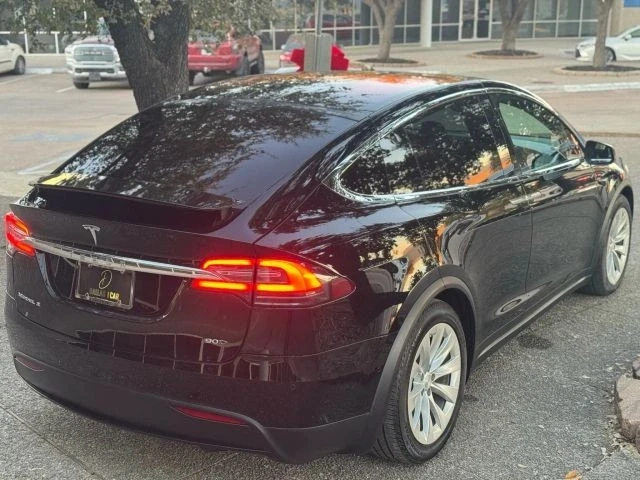 2017 Tesla Model X - Image 5 of 21