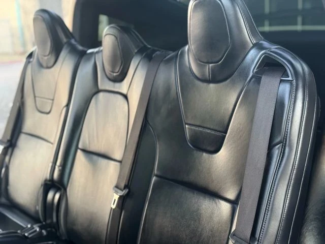 2017 Tesla Model X - Image 12 of 21