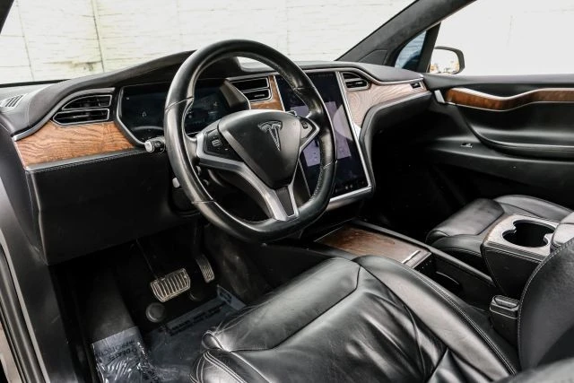 2017 Tesla Model X - Image 3 of 21