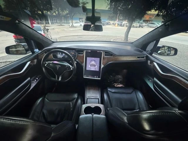 2017 Tesla Model X - Image 11 of 21