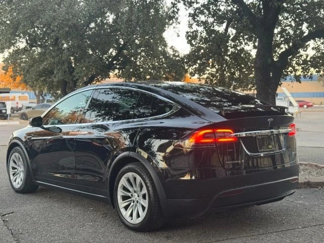 2017 Tesla Model X - Image 7 of 21