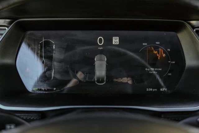 2017 Tesla Model X - Image 21 of 21