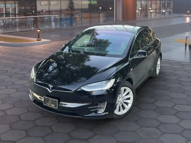 2017 Tesla Model X - Image 2 of 21