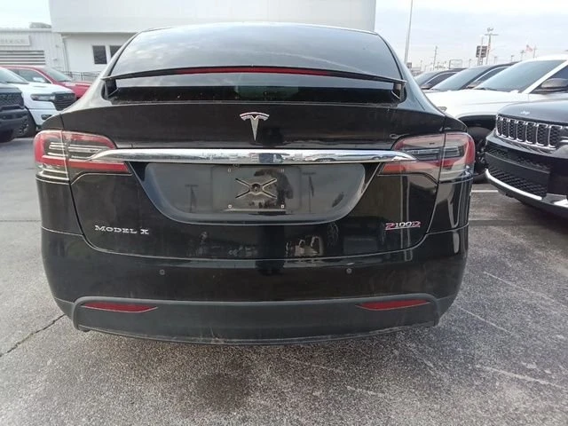 2017 Tesla Model X - Image 4 of 15