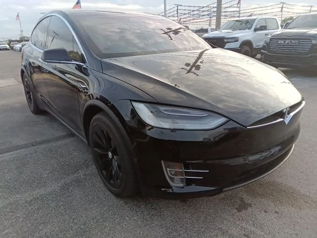 2017 Tesla Model X - Image 6 of 15