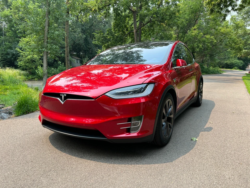 2017 Tesla Model X - Image 6 of 31